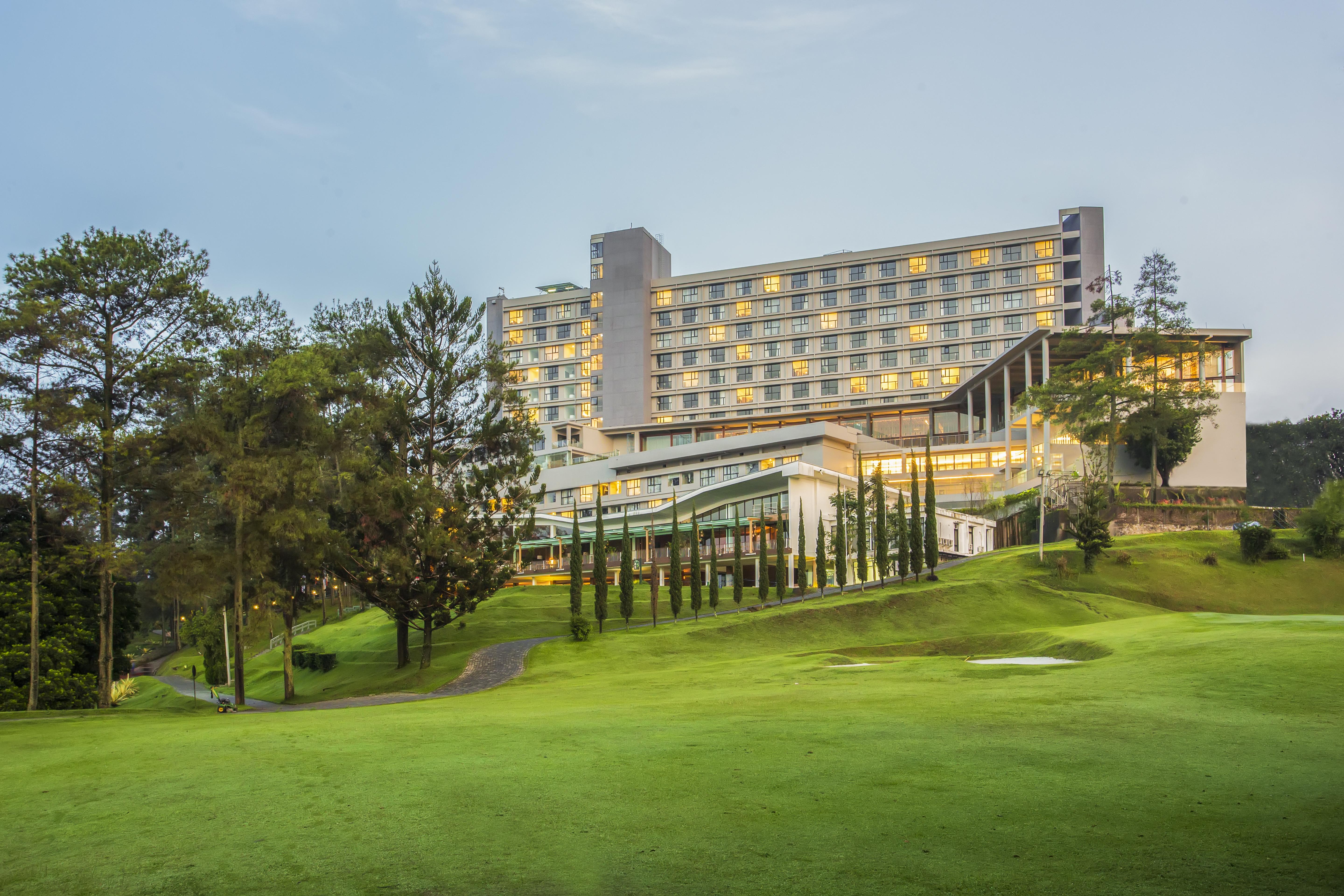 Swiss-Belresort Dago Heritage Bandung Exterior foto