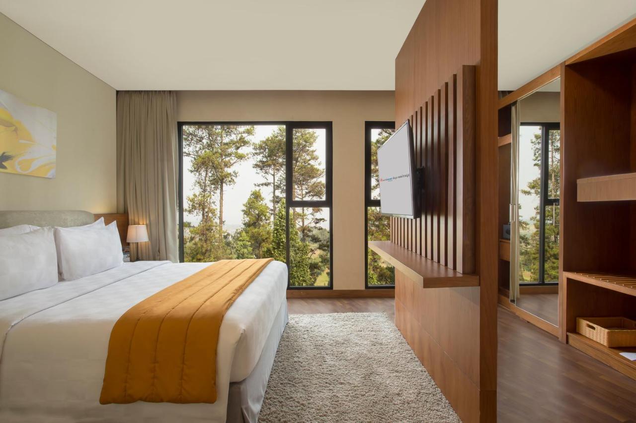 Swiss-Belresort Dago Heritage Bandung Exterior foto